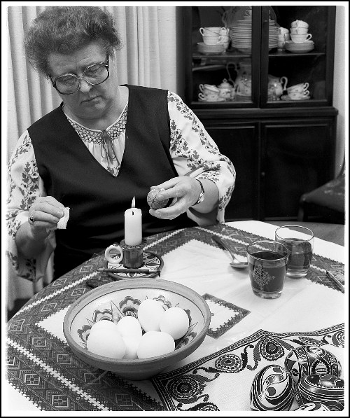 Ukranian Easter Egg Artist